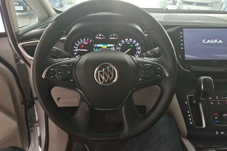 Used Buick GL8 2018 ES 28T Comfort Model China VI Standard Interior 2