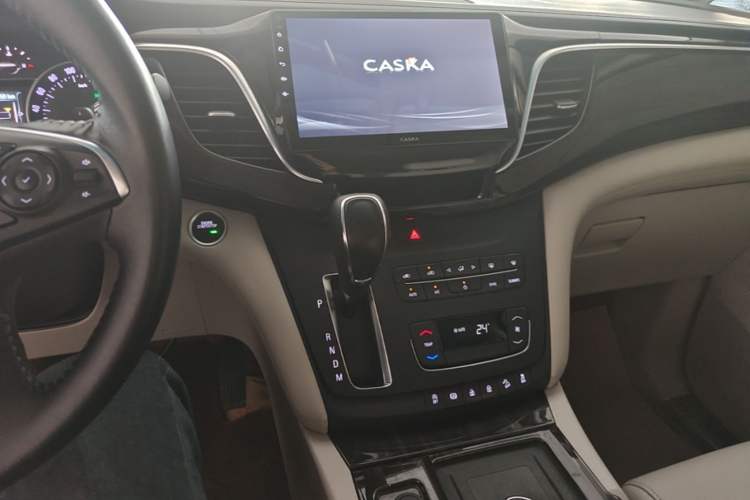 Used Buick GL8 2018 ES 28T Comfort Model China VI Standard Interior 3
