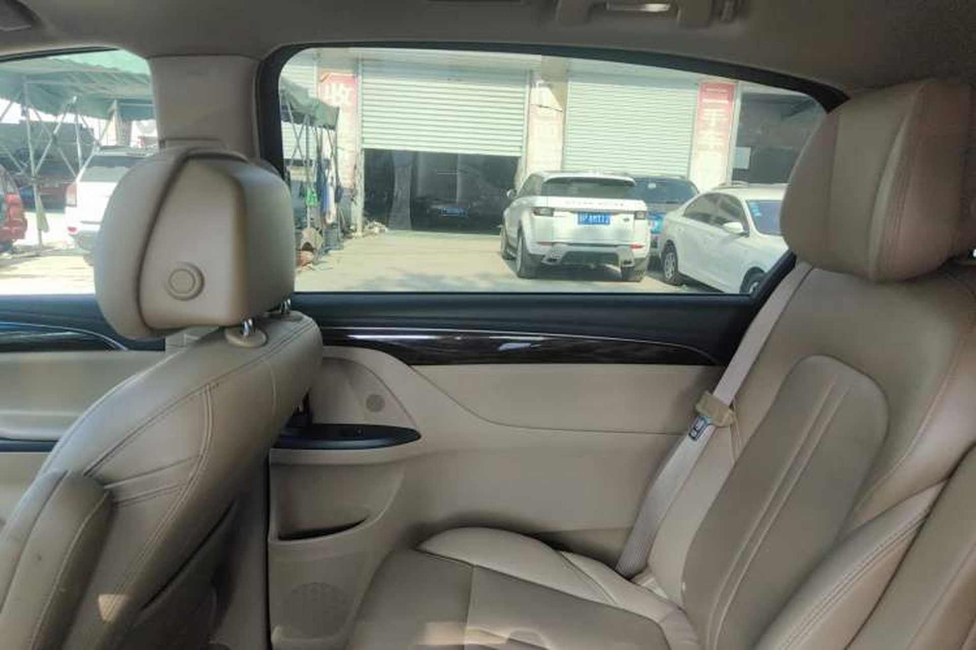 Used Buick GL8 2018 ES 28T Premium Model China VI Standard Interior 6