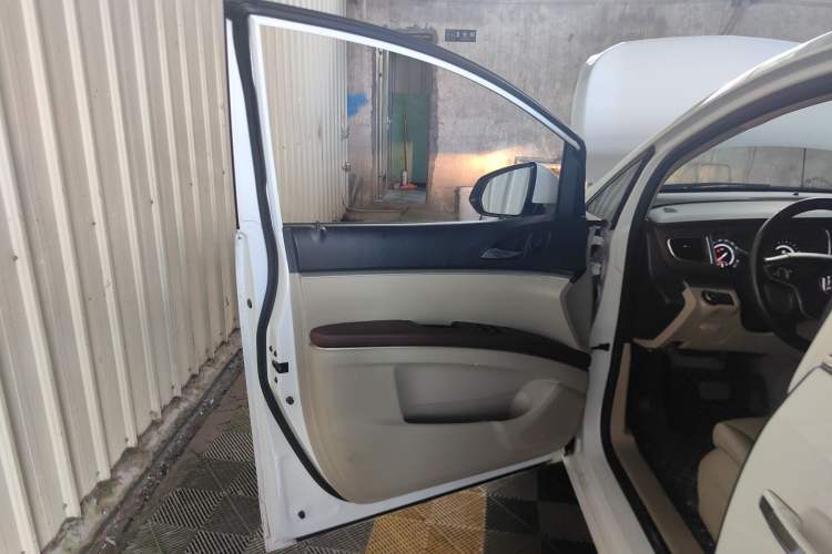 Used Buick GL8 2018 28T Luxury Model China VI Standard Left Front Door Interior