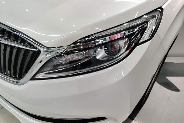 Used Buick GL8 2018 ES 28T Comfort Model China VI Standard Left Front Headlight