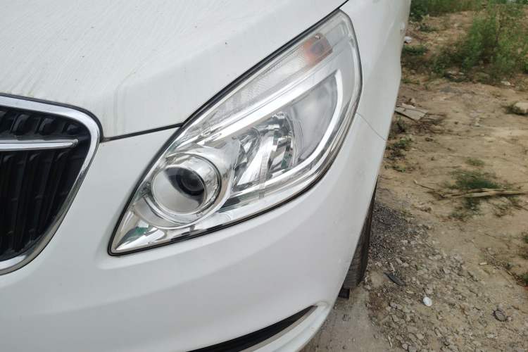 Used Buick GL8 2018 28T Comfort Model China VI Standard Left Front Headlight