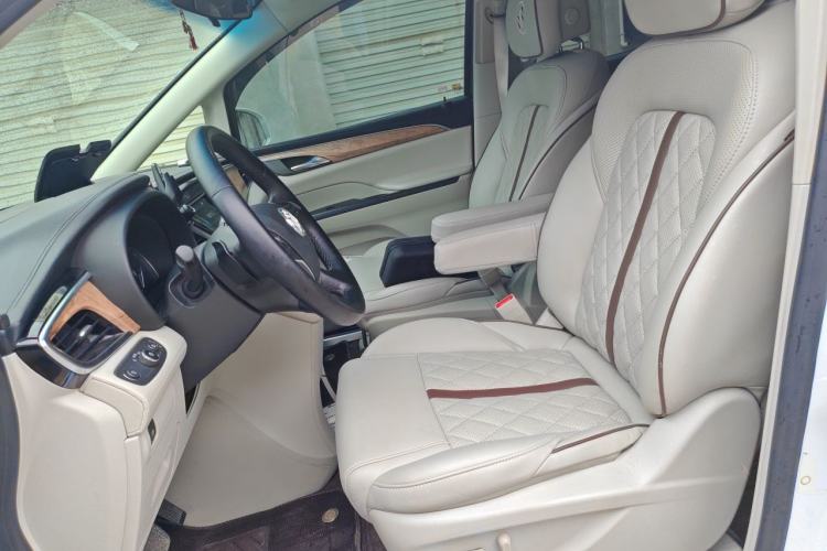Used Buick GL8 2018 ES 28T Luxury Model China VI Standard Left Front Seat