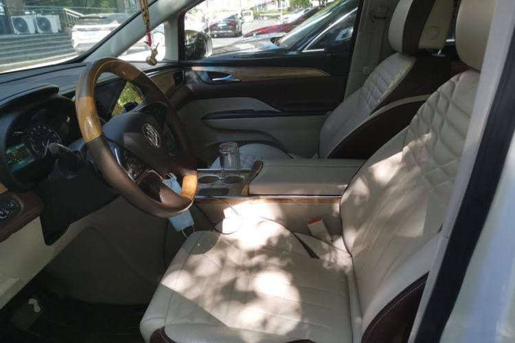 Used Buick GL8 2018 ES 28T Comfort Model China VI Standard Left Front Seat