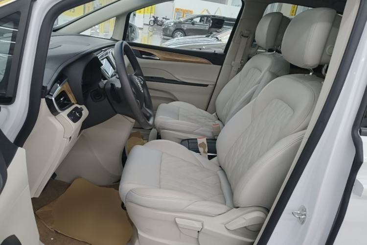 Used Buick GL8 2018 ES 28T Comfort Model China VI Standard Left Front Seat