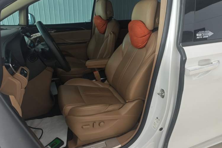 Used Buick GL8 2018 ES 28T Flagship Model China VI Standard Left Front Seat