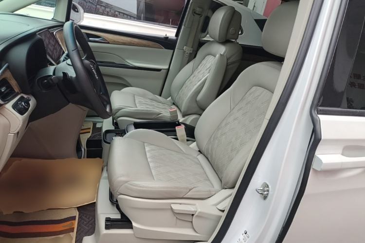 Used Buick GL8 2018 ES 28T Comfort Model China VI Standard Left Front Seat