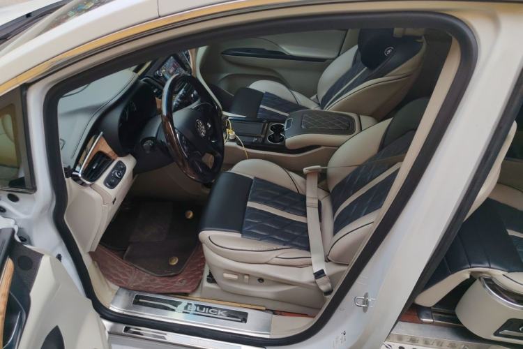 Used Buick GL8 2018 ES 28T Comfort Model China VI Standard Left Front Seat