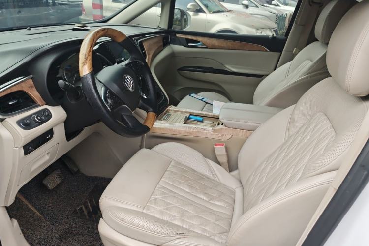 Used Buick GL8 2018 ES 28T Comfort Model China VI Standard Left Front Seat