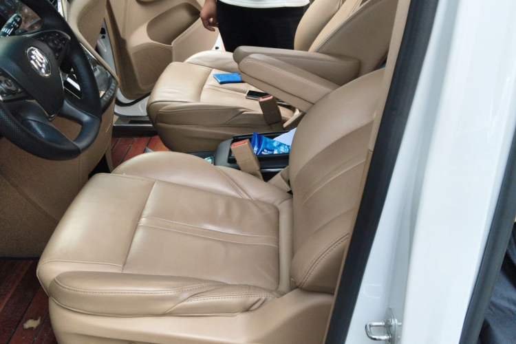 Used Buick GL8 2018 ES 28T Luxury Model China VI Standard Left Front Seat