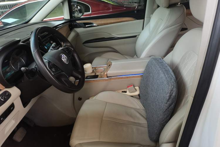 Used Buick GL8 2018 ES 28T Comfort Model China VI Standard Left Front Seat