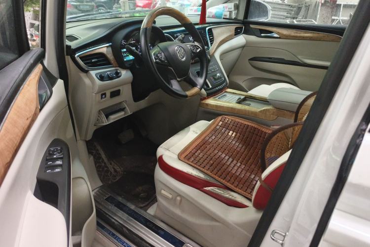 Used Buick GL8 2018 ES 28T Comfort Model China VI Standard Left Front Seat