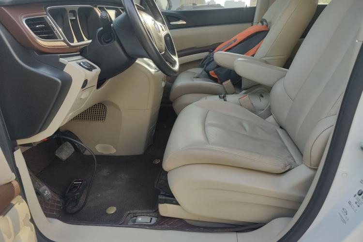 Used Buick GL8 2018 28T Luxury Model China VI Standard Left Front Seat
