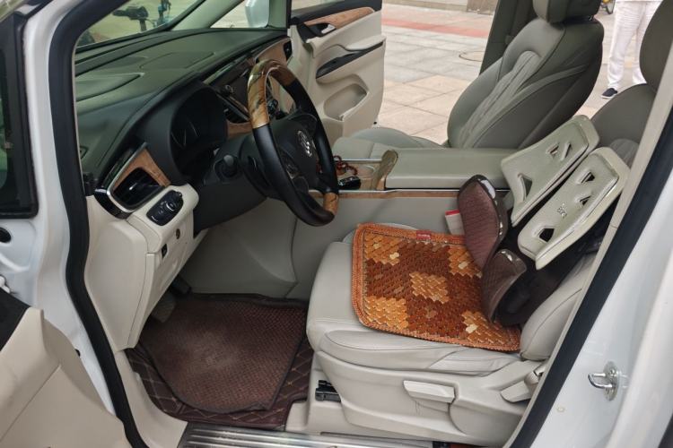Used Buick GL8 2018 ES 28T Comfort Model China VI Standard Left Front Seat