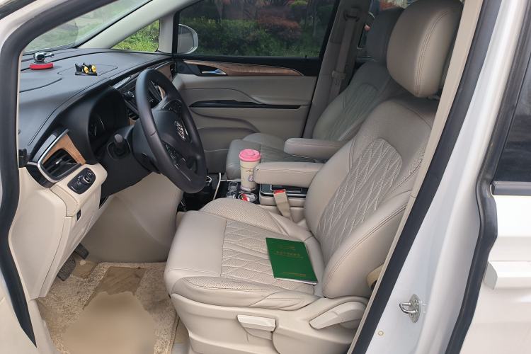 Used Buick GL8 2018 ES 28T Comfort Model China VI Standard Left Front Seat
