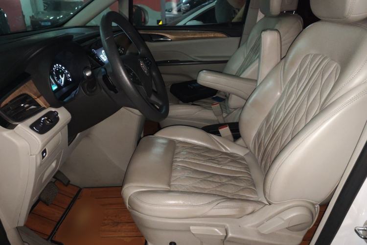 Used Buick GL8 2018 ES 28T Comfort Model China VI Standard Left Front Seat