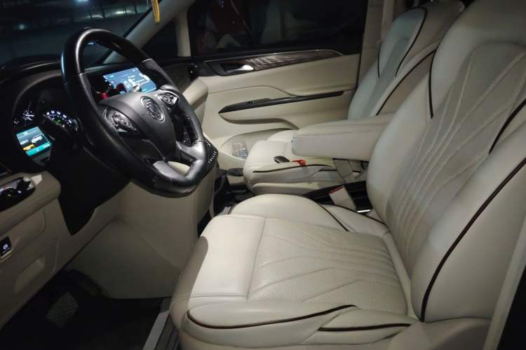 Used Buick GL8 2018 ES 28T Comfort Model China VI Standard Left Front Seat