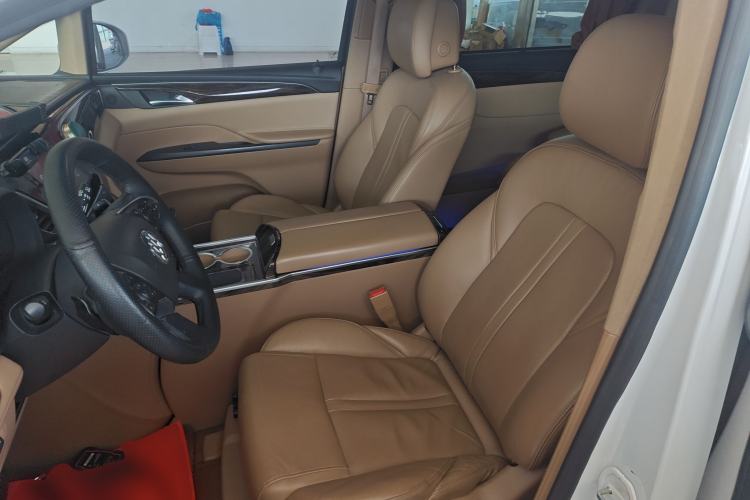 Used Buick GL8 2018 ES 28T Flagship Model China VI Standard Left Front Seat