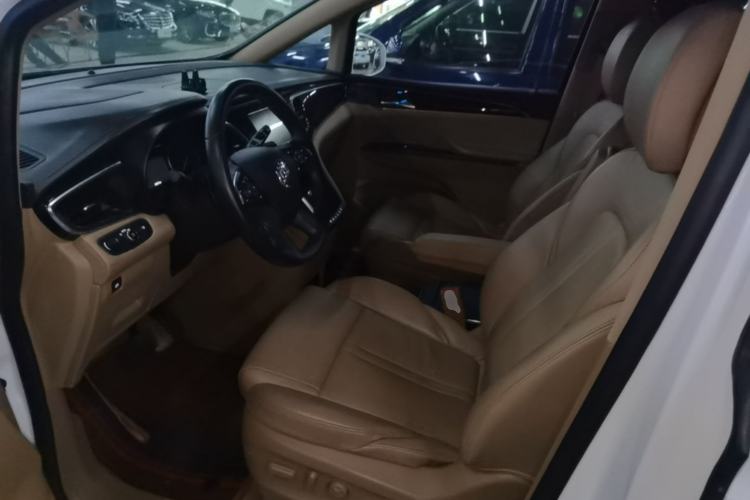 Used Buick GL8 2018 ES 28T Luxury Model China VI Standard Left Front Seat