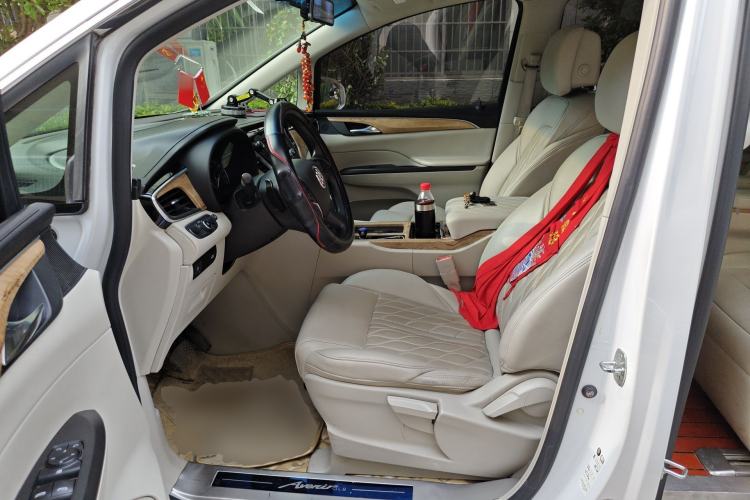 Used Buick GL8 2018 ES 28T Comfort Model China VI Standard Left Front Seat