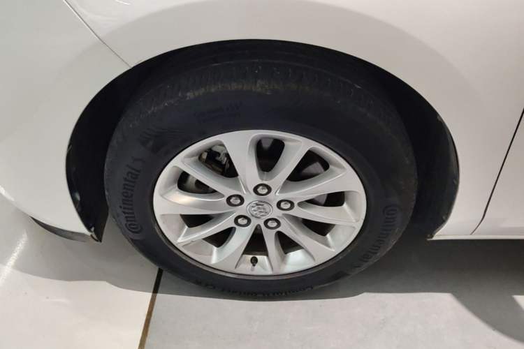 Used Buick GL8 2018 ES 28T Comfort Model China VI Standard Left Front Wheel Hub