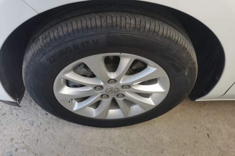 Used Buick GL8 2018 ES 28T Comfort Model China VI Standard Left Front Wheel Hub