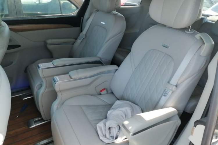 Used Buick GL8 2018 ES 28T Comfort Model China VI Standard Left Rear Seat