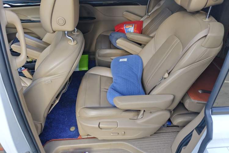 Used Buick GL8 2018 ES 28T Luxury Model China VI Standard Left Rear Seat