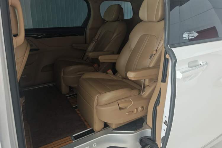 Used Buick GL8 2018 ES 28T Flagship Model China VI Standard Left Rear Seat