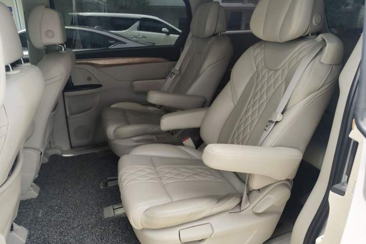 Used Buick GL8 2018 ES 28T Comfort Model China VI Standard Left Rear Seat