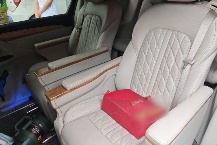 Used Buick GL8 2018 ES 28T Comfort Model China VI Standard Left Rear Seat