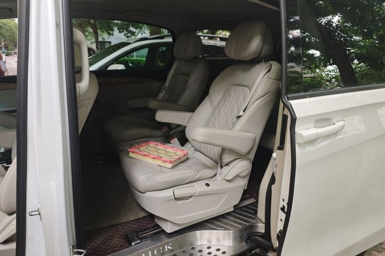 Used Buick GL8 2018 ES 28T Comfort Model China VI Standard Left Rear Seat