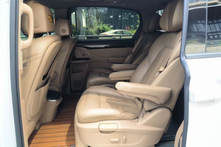 Used Buick GL8 2018 ES 28T Luxury Model China VI Standard Left Rear Seat