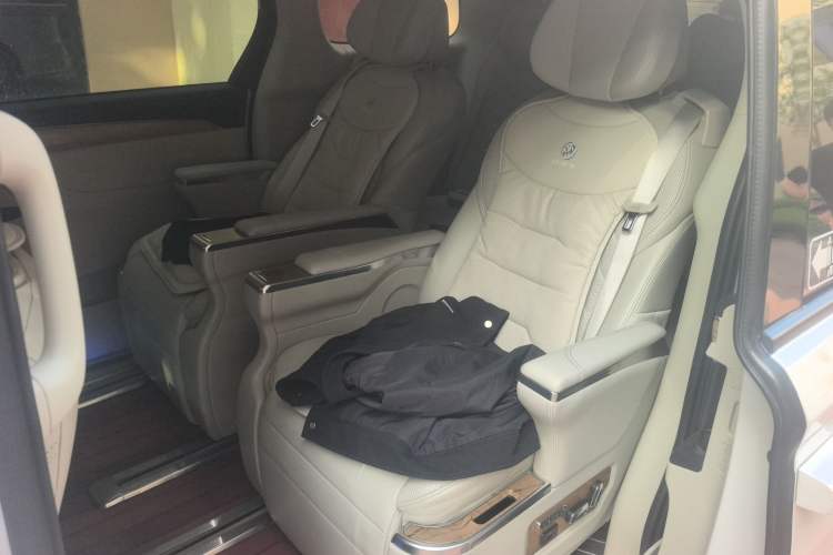 Used Buick GL8 2018 ES 28T Comfort Model China VI Standard Left Rear Seat