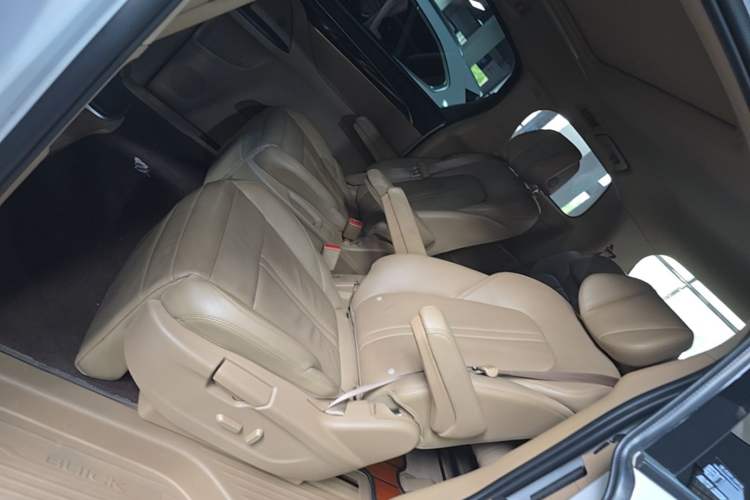 Used Buick GL8 2018 ES 28T Luxury Model China VI Standard Left Rear Seat