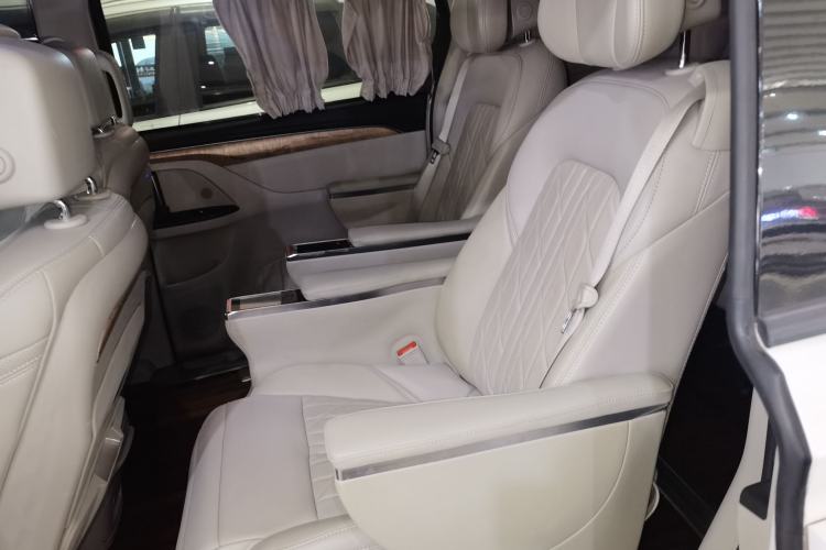 Used Buick GL8 2018 ES 28T Comfort Model China VI Standard Left Rear Seat