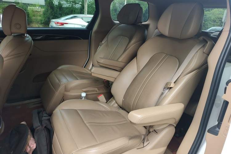 Used Buick GL8 2018 ES 28T Flagship Model China VI Standard Left Rear Seat