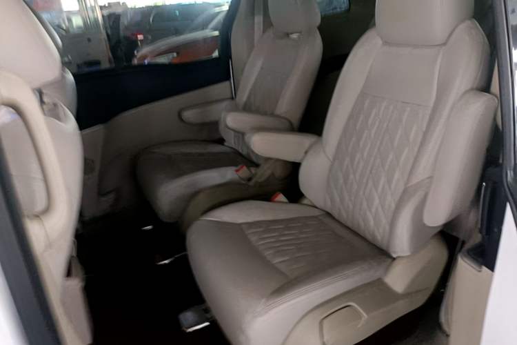 Used Buick GL8 2018 28T Luxury Model China VI Standard Left Rear Seat
