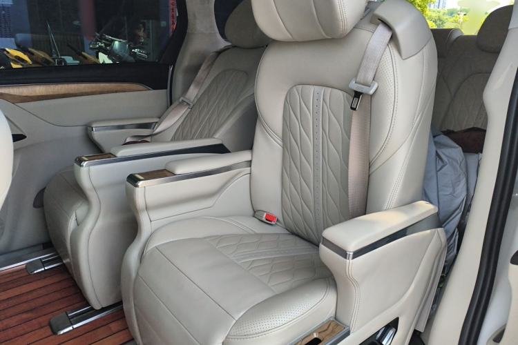 Used Buick GL8 2018 ES 28T Comfort Model China VI Standard Left Rear Seat