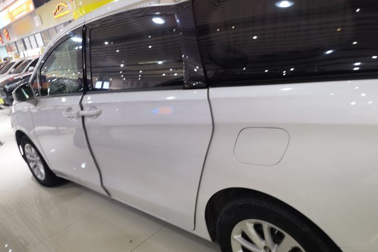 Used Buick GL8 2018 ES 28T Comfort Model China VI Standard Left Side