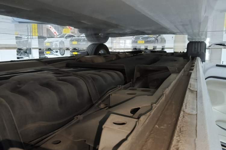 Used Buick GL8 2018 ES 28T Comfort Model China VI Standard Left Side Sill