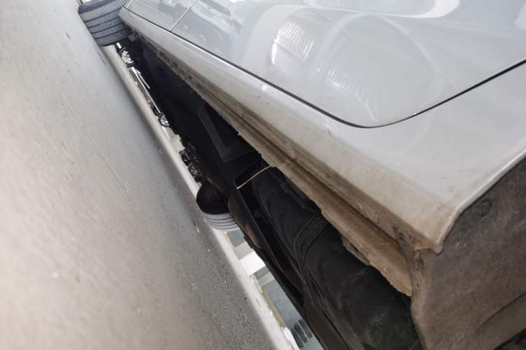 Used Buick GL8 2018 ES 28T Luxury Model China VI Standard Left Side Sill