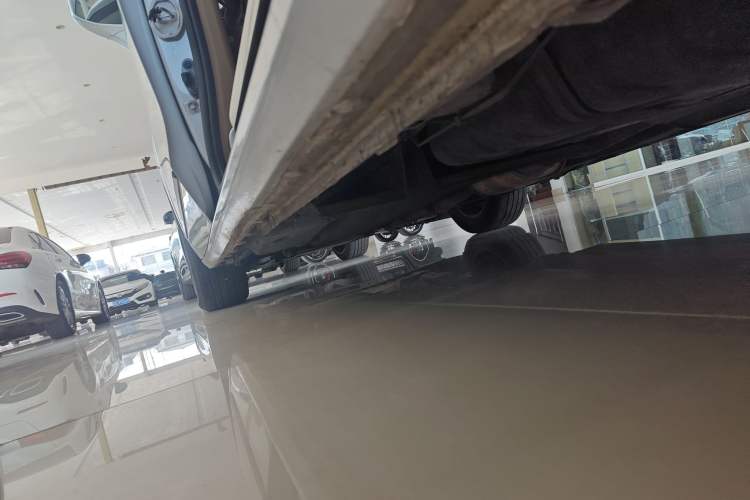 Used Buick GL8 2018 ES 28T Flagship Model China VI Standard Left Side Sill