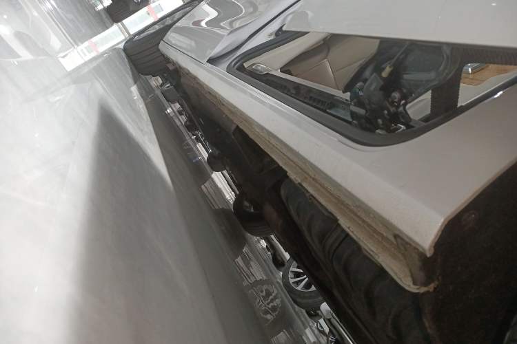 Used Buick GL8 2018 ES 28T Comfort Model China VI Standard Left Side Sill