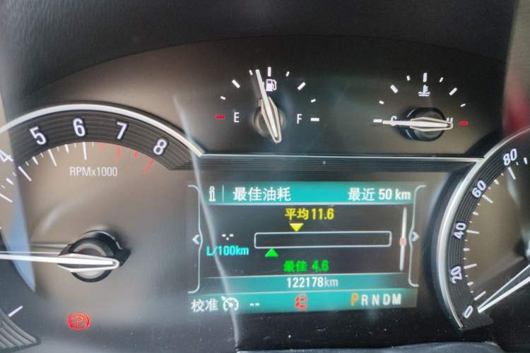Used Buick GL8 2018 ES 28T Premium Model China VI Standard Odometer Close Up