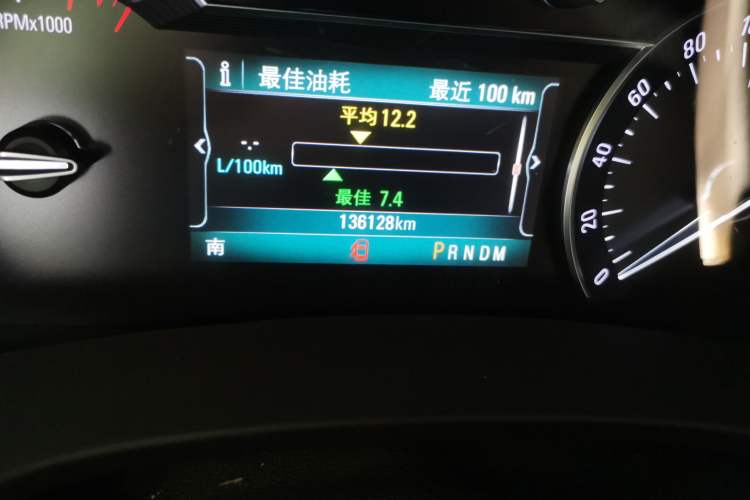 Used Buick GL8 2018 ES 28T Comfort Model China VI Standard Odometer Close Up