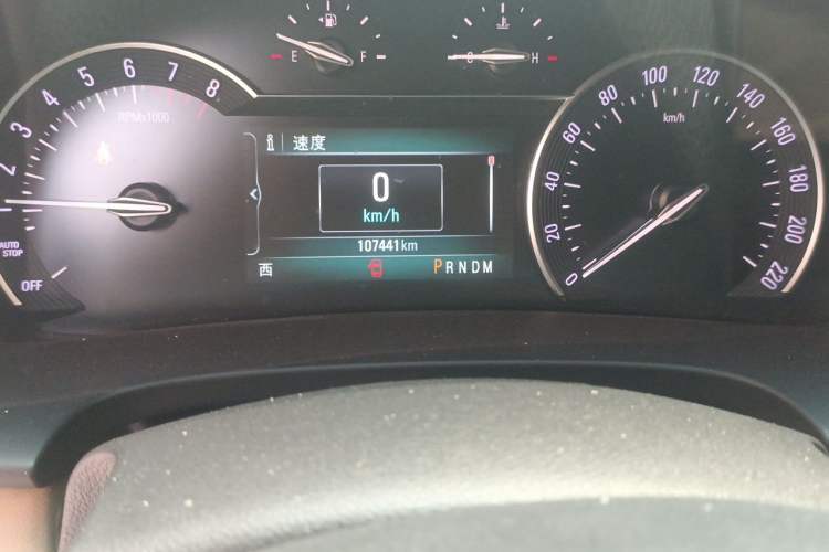 Used Buick GL8 2018 ES 28T Premium Model China VI Standard Odometer Close Up
