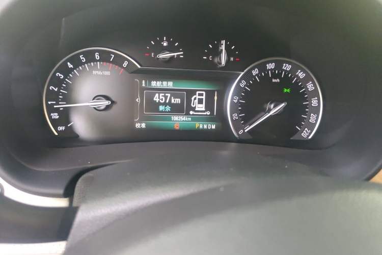 Used Buick GL8 2018 ES 28T Comfort Model China VI Standard Odometer Close Up