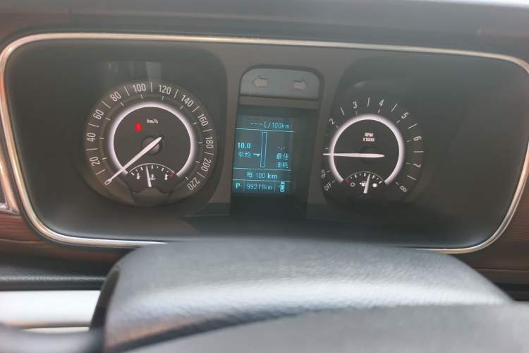 Used Buick GL8 2018 28T Prestige Version China VI Standard Odometer Close Up