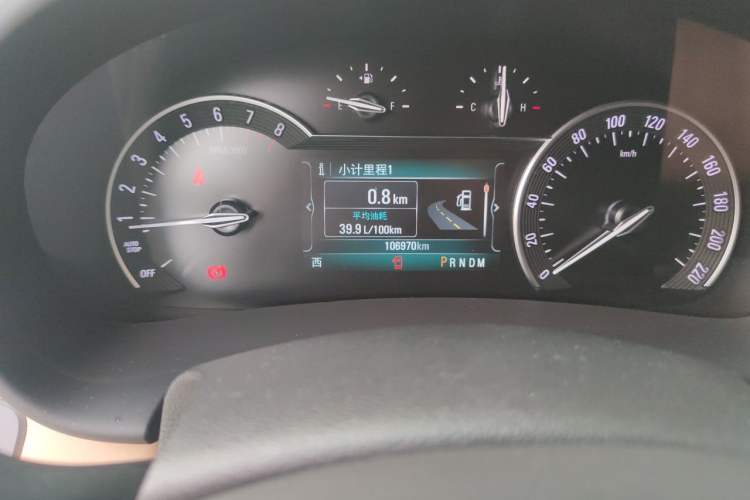 Used Buick GL8 2018 ES 28T Luxury Model China VI Standard Odometer Close Up